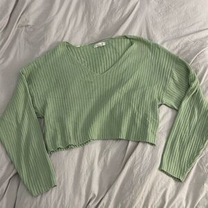 LA Hearts green vneck crop top long sleeve, medium